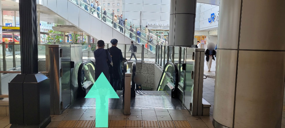 JR大阪駅　御堂筋口改札からのルート3