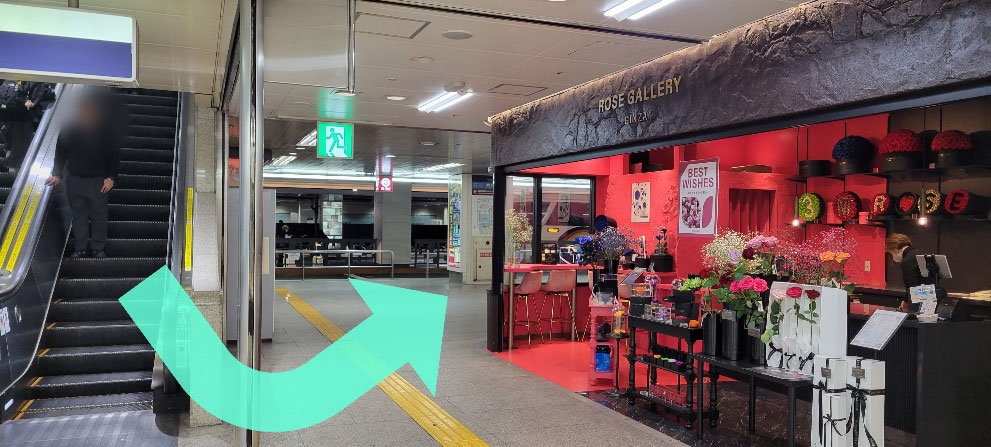 阪急　大阪梅田駅　茶屋町口改札からのルート3